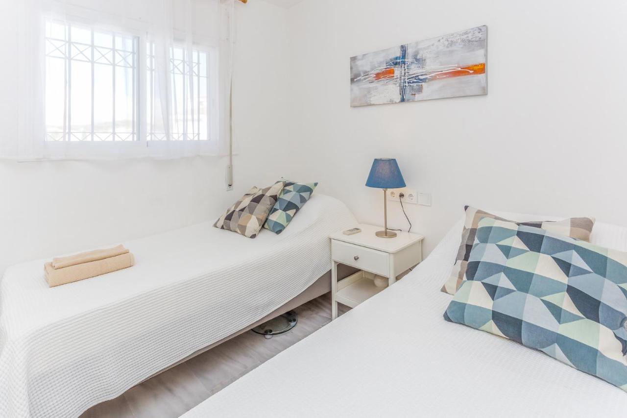 Gran Calahonda 2BR 2BA with terrace WIFI/AC/POOL Apartment Sitio de Calahonda Bagian luar foto